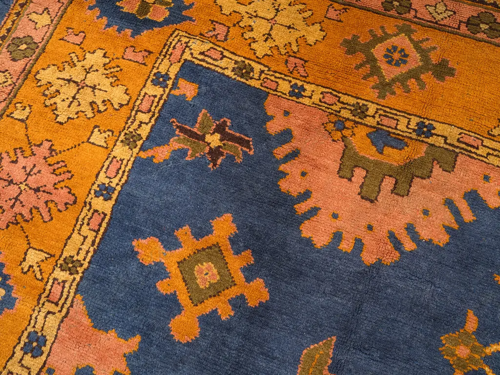 An important and early 20thC rare hand-knotted carpet attributed to the Donegal Carpet Workshops Killybegs - Ireland, Image 1++
